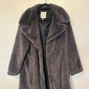 NWOT - GORGEOUS AVEC LES FILLES NOTCHED COLLAR FAUX FUR COAT - MED - MOCHA COLOR